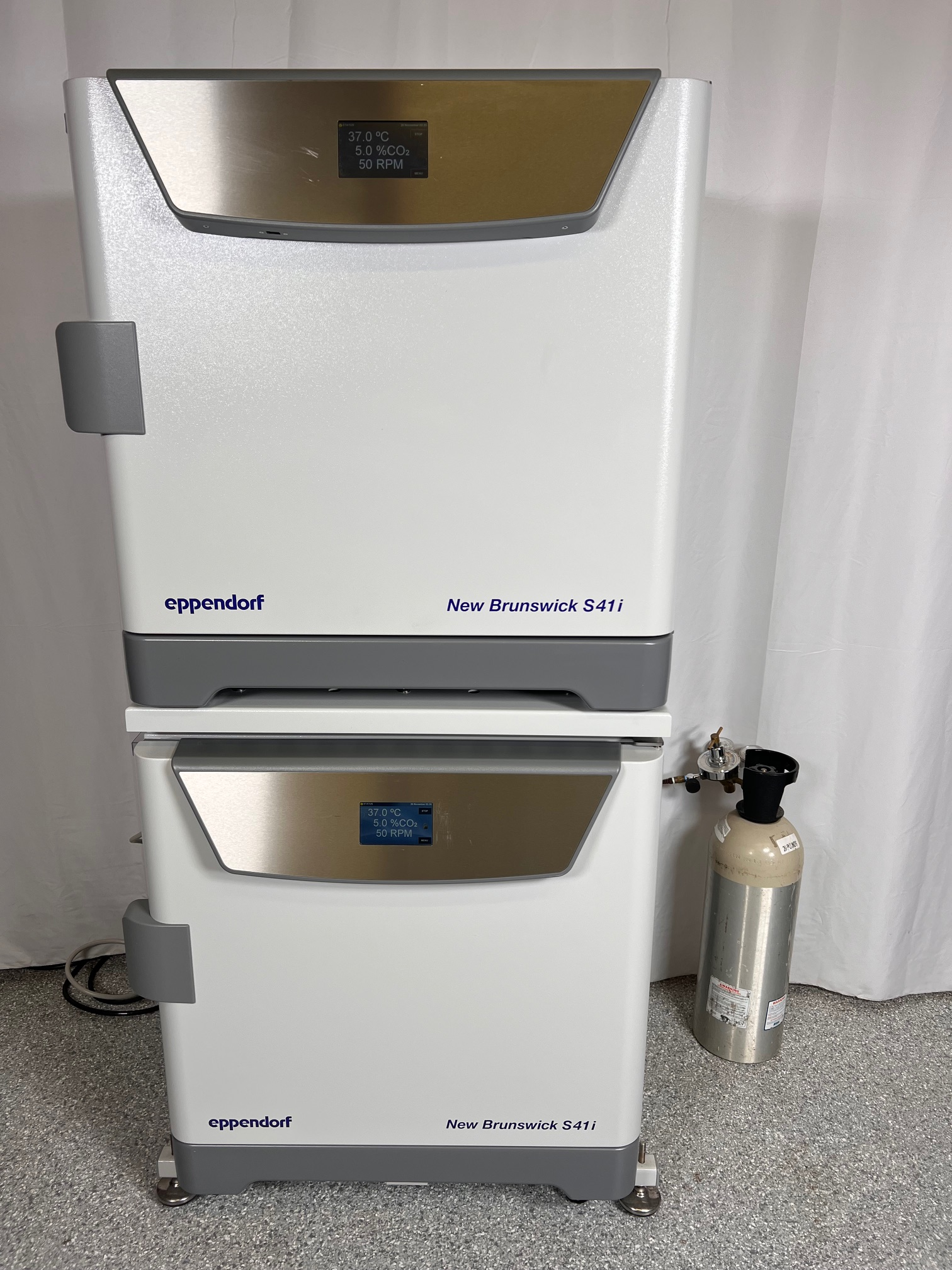 Eppendorf New Brunswick S41i Double Stacked CO2 Incubator Shake - Tested Working